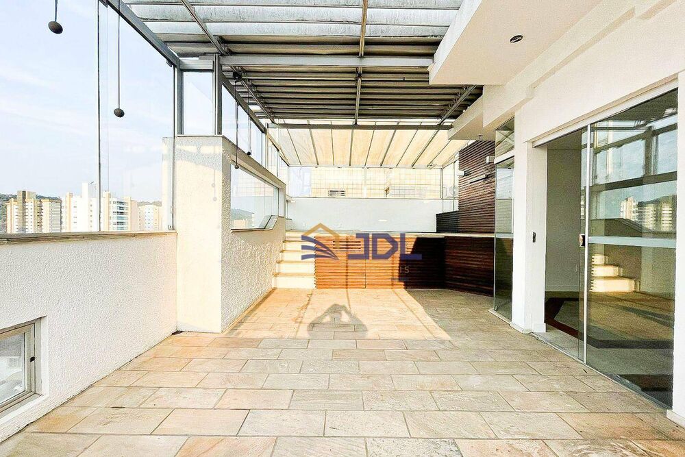 Cobertura, 3 quartos, 223 m² - Foto 14