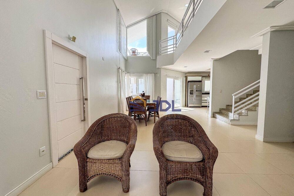 Casa, 3 quartos, 268 m² - Foto 22