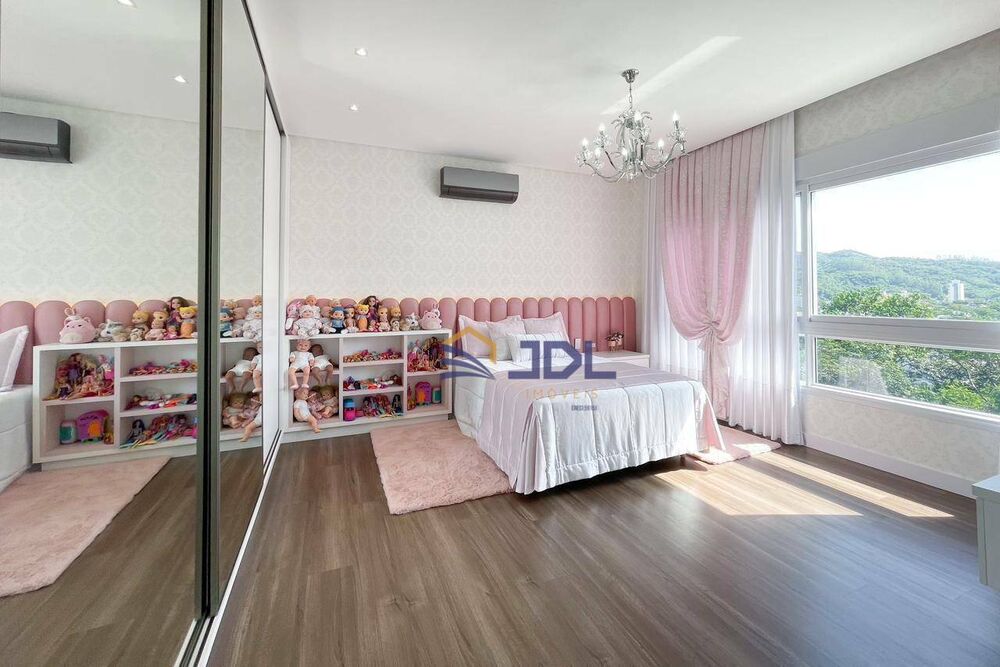 Casa à venda com 4 quartos, 754m² - Foto 25