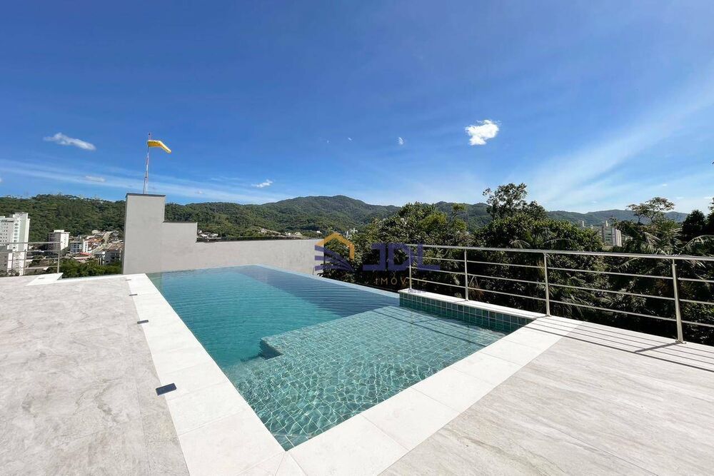 Casa à venda com 4 quartos, 754m² - Foto 3
