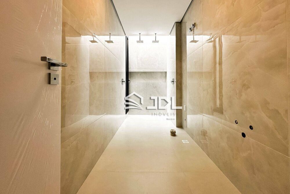 Casa de Condomínio à venda com 3 quartos, 363m² - Foto 3