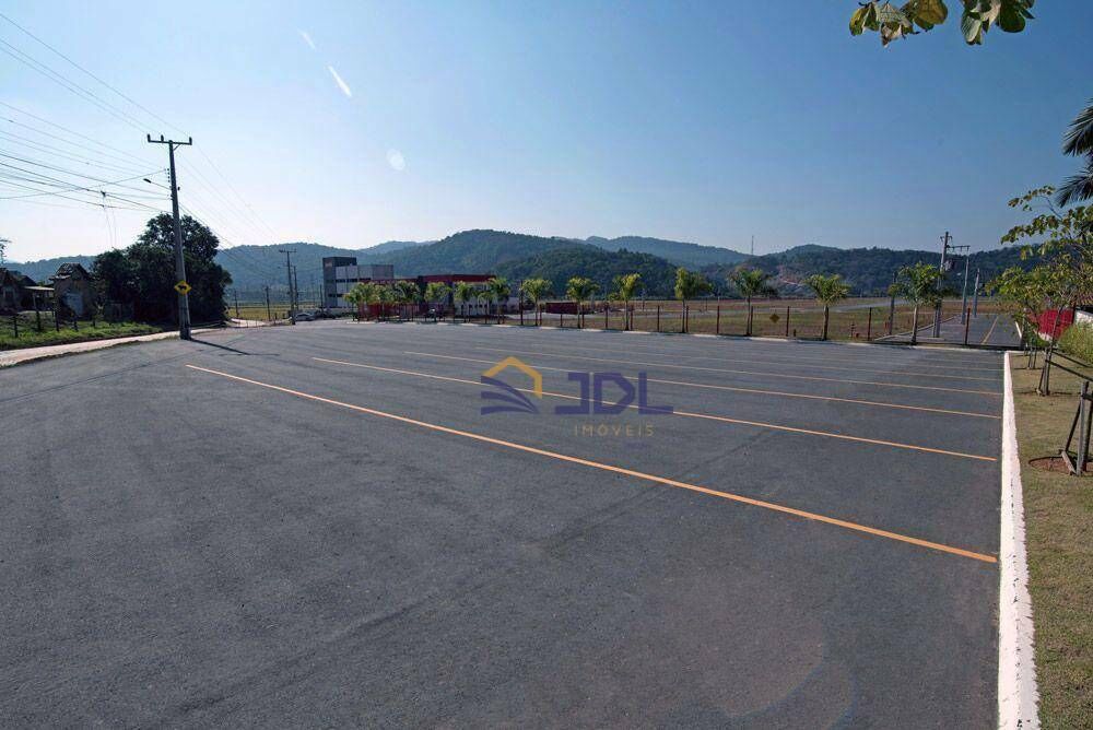 Loteamento e Condomínio, 2395 m² - Foto 1
