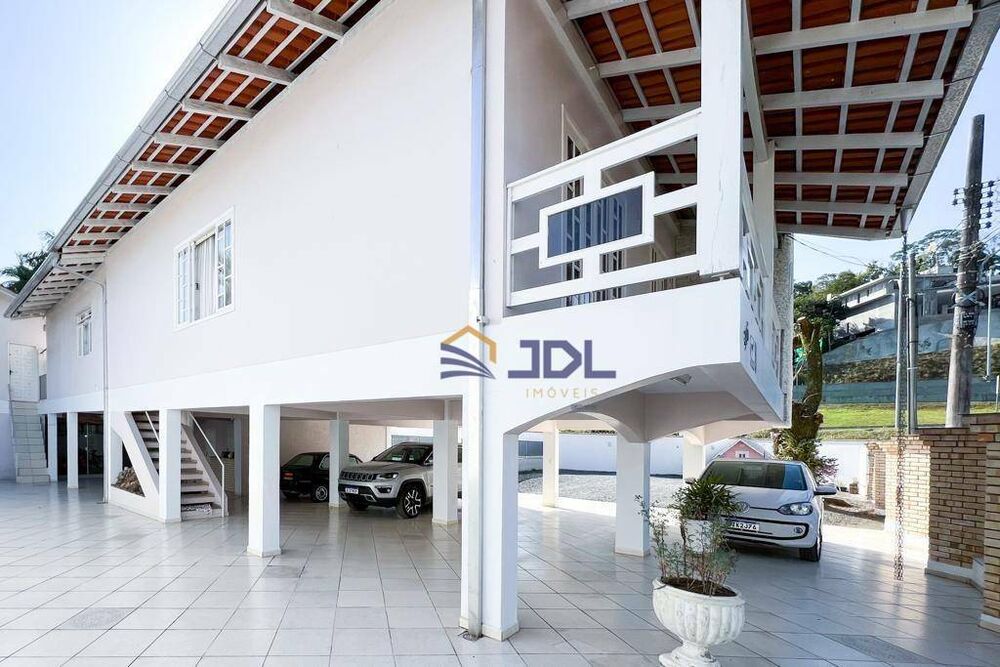 Casa à venda com 3 quartos, 340m² - Foto 4
