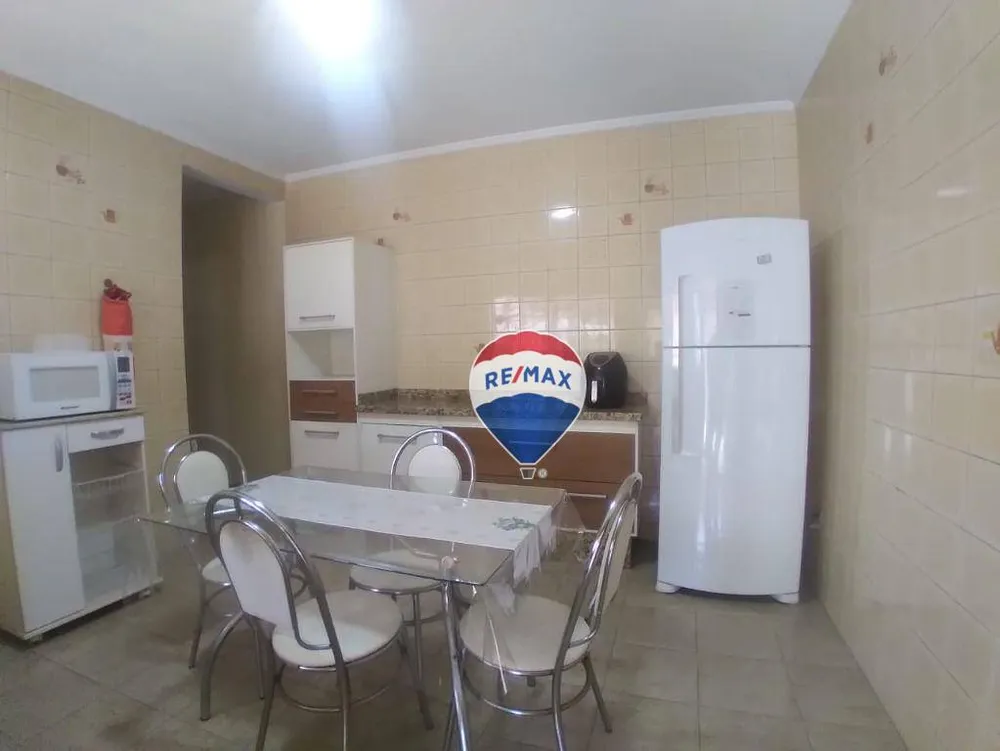 Casa, 3 quartos, 178 m² - Foto 4
