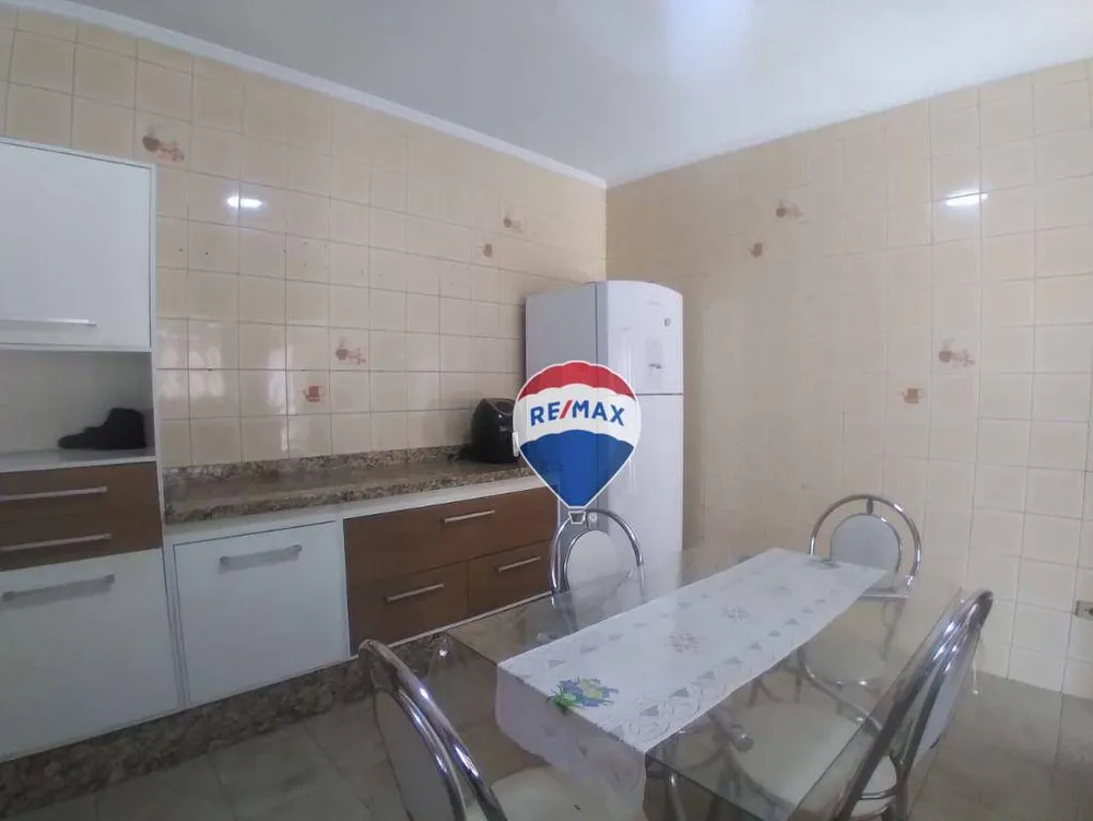 Casa, 3 quartos, 178 m² - Foto 3
