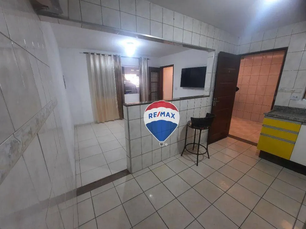 Casa, 4 quartos, 152 m² - Foto 2