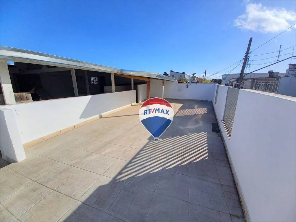 Casa, 3 quartos, 240 m² - Foto 2