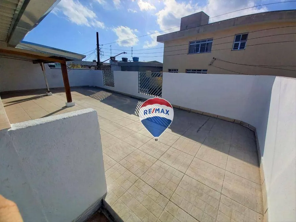 Casa, 3 quartos, 240 m² - Foto 1