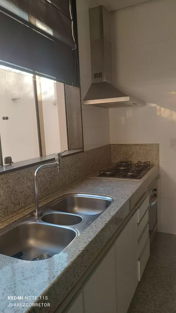 Casa, 4 quartos, 225 m² - Foto 8