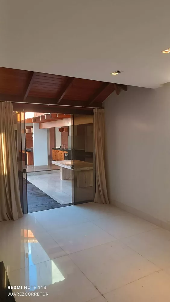 Casa, 4 quartos, 225 m² - Foto 3