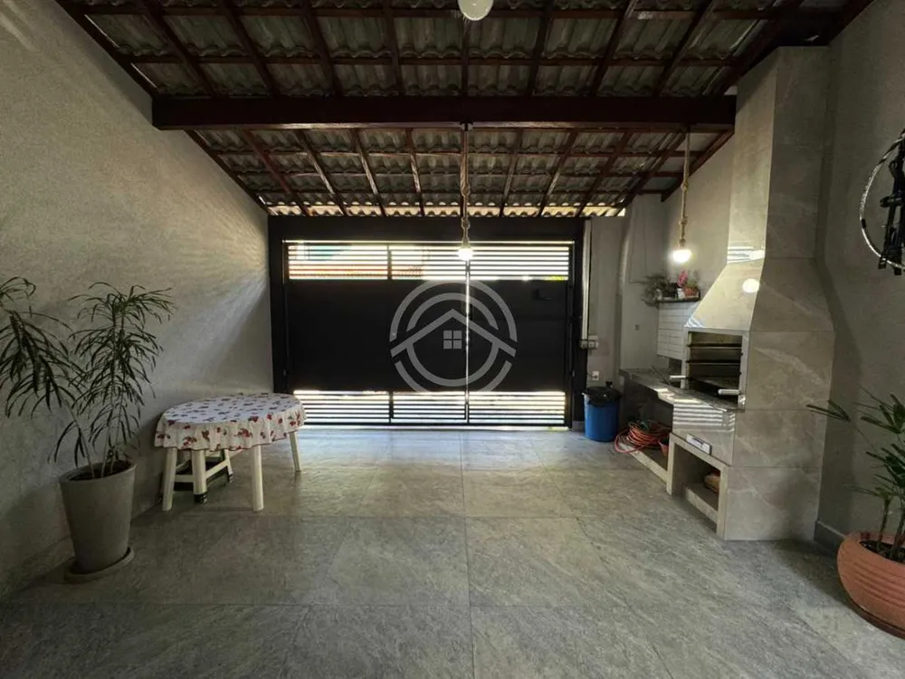 Casa, 5 quartos, 197 m² - Foto 2