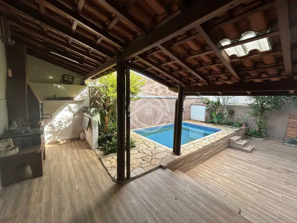 Casa, 3 quartos, 145 m² - Foto 1