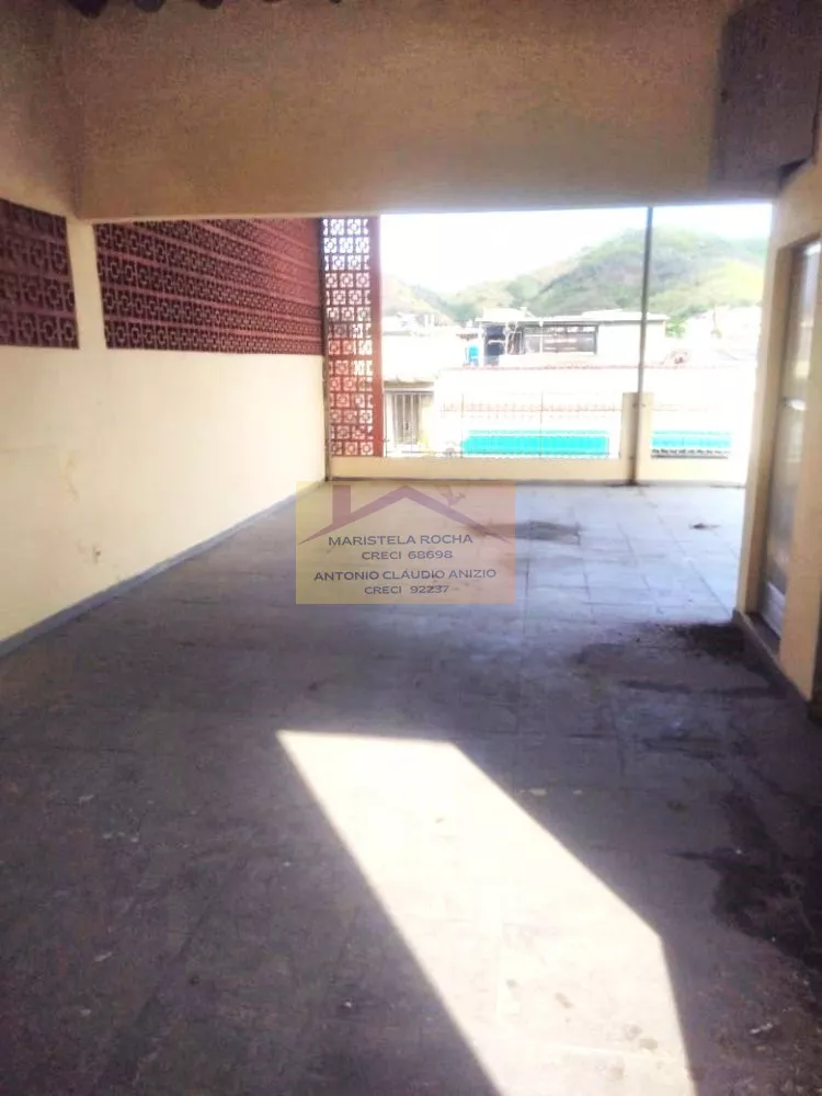 Casa, 3 quartos, 258 m² - Foto 8