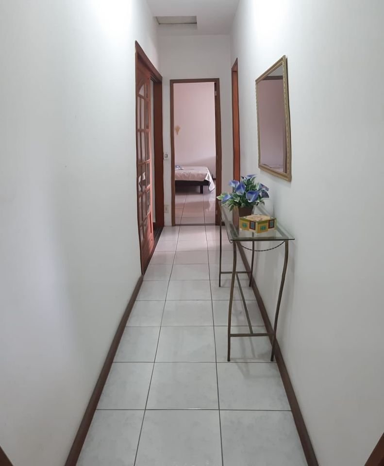 Casa à venda com 4 quartos, 230m² - Foto 16