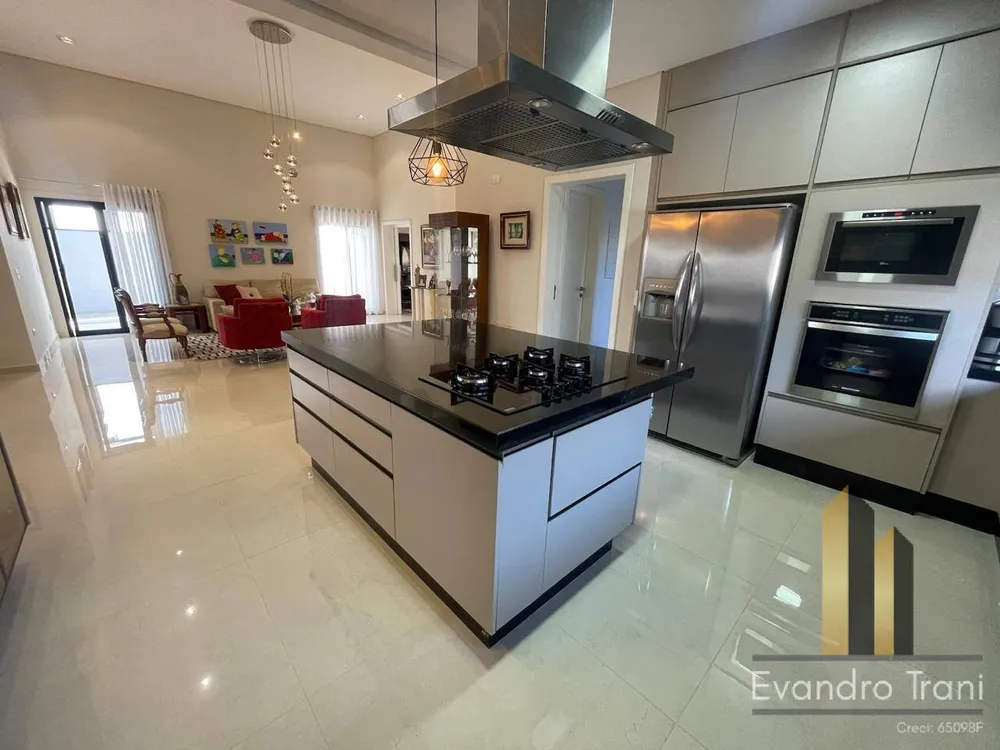 Casa, 3 quartos, 527 m² - Foto 1