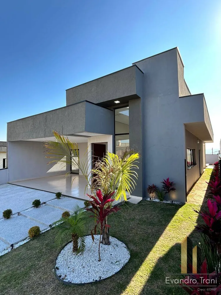 Casa, 3 quartos, 192 m² - Foto 1