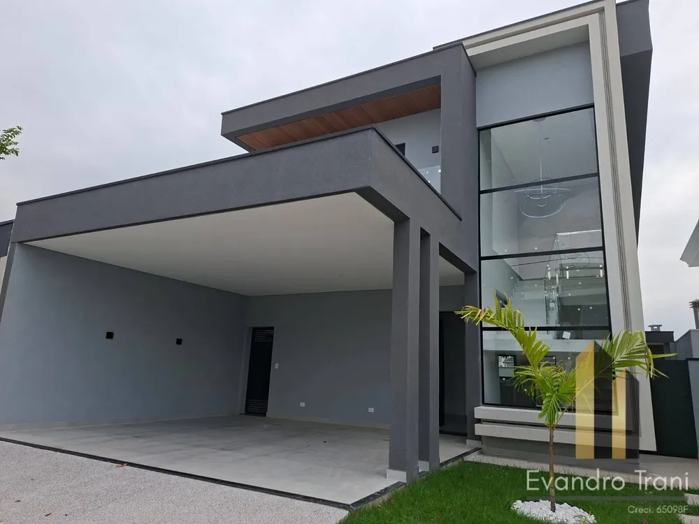 Casa, 4 quartos, 257 m² - Foto 1