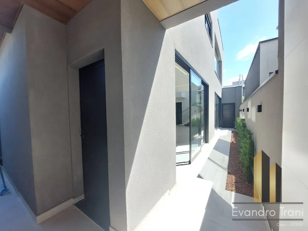 Casa, 4 quartos, 246 m² - Foto 10