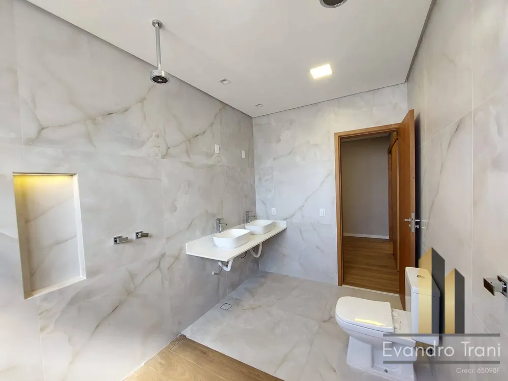 Casa, 4 quartos, 246 m² - Foto 4