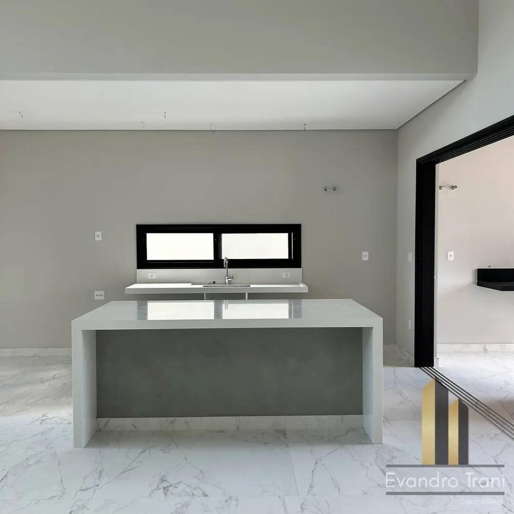 Casa, 4 quartos, 243 m² - Foto 5