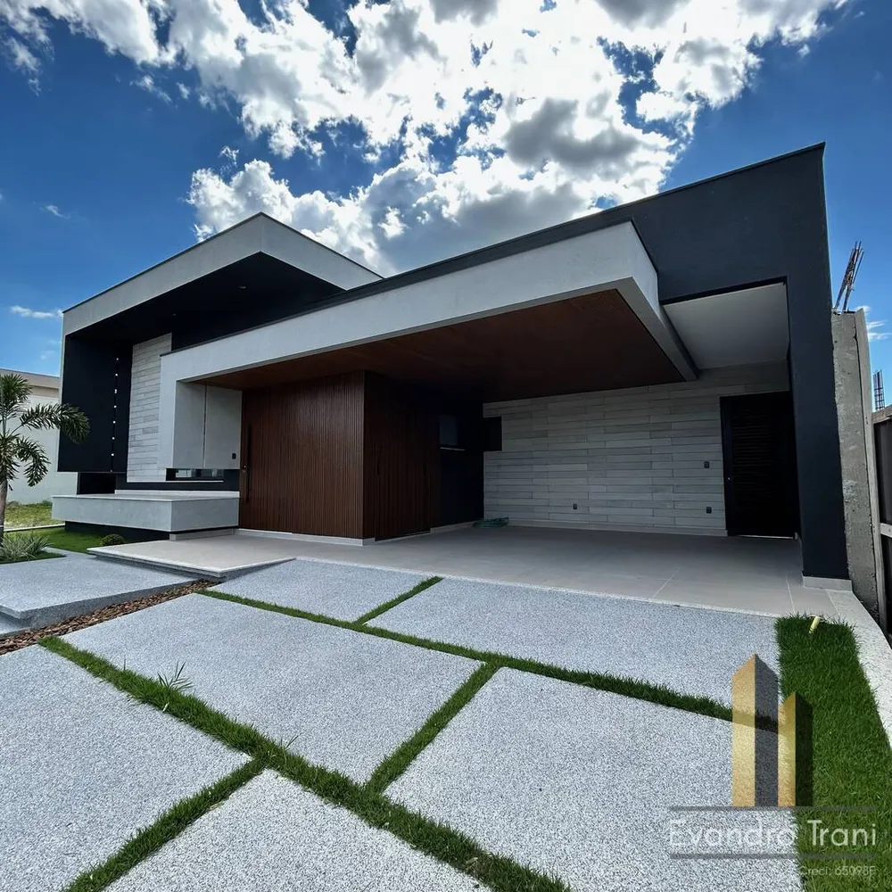 Casa, 4 quartos, 243 m² - Foto 1