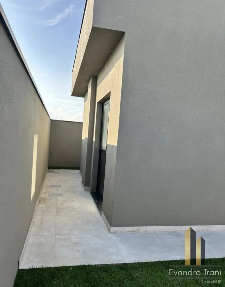 Casa, 3 quartos, 279 m² - Foto 1