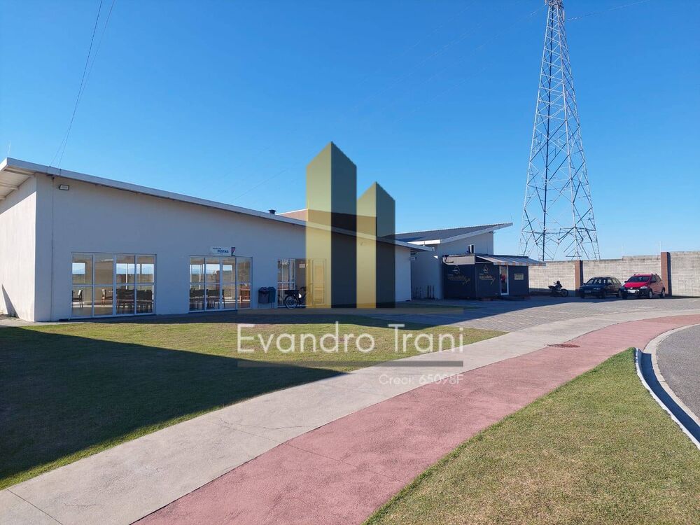 Casa à venda com 4 quartos, 246m² - Foto 6
