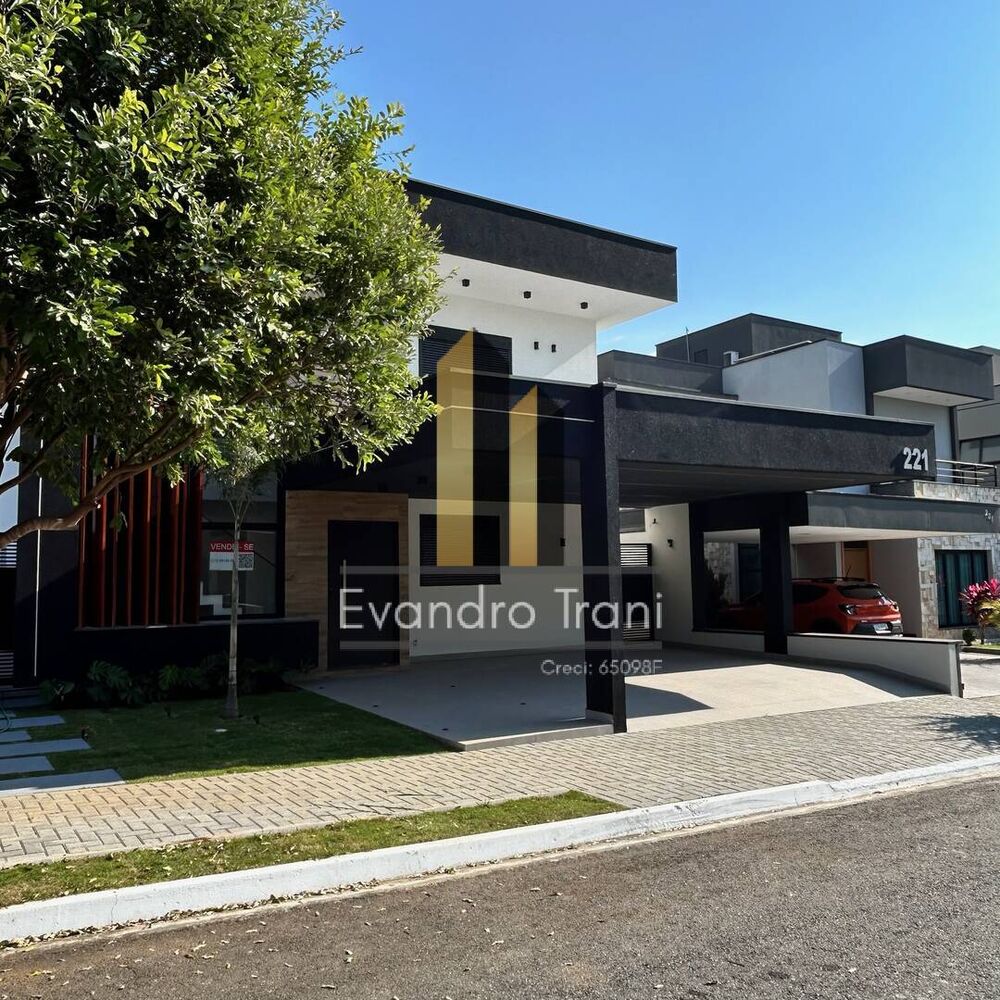 Casa à venda com 3 quartos, 250m² - Foto 2