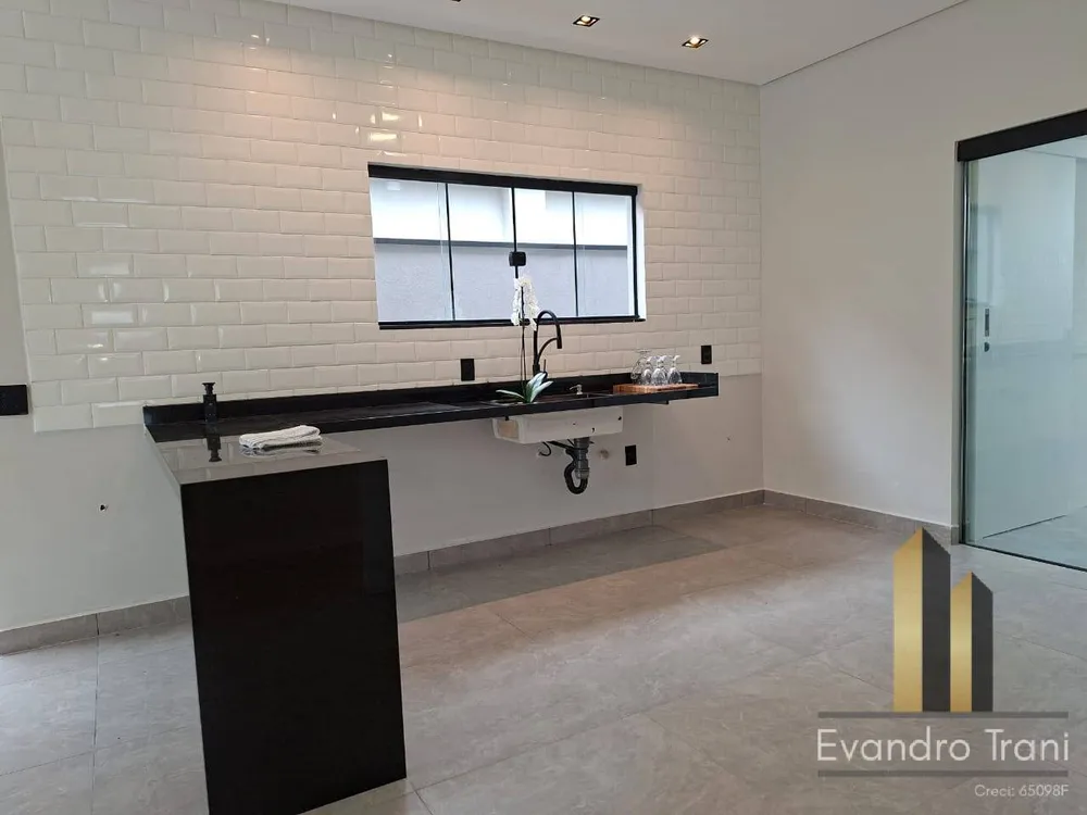 Casa, 3 quartos, 250 m² - Foto 4