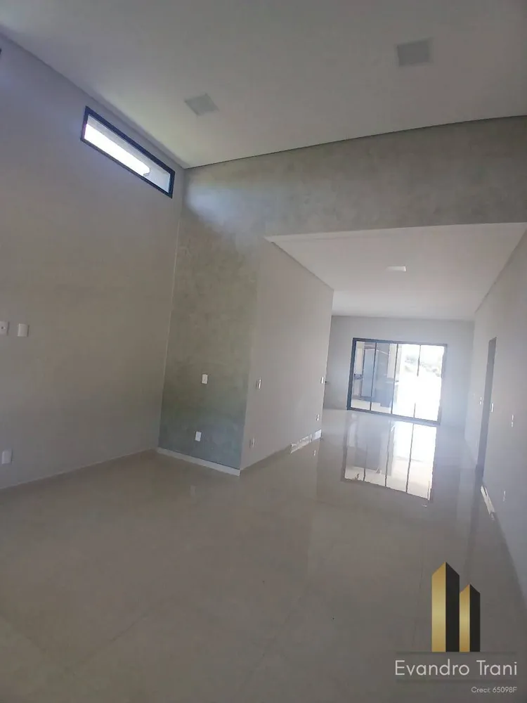 Casa, 3 quartos, 425 m² - Foto 1
