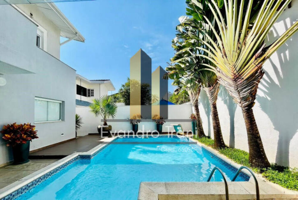 Casa, 4 quartos, 350 m² - Foto 1