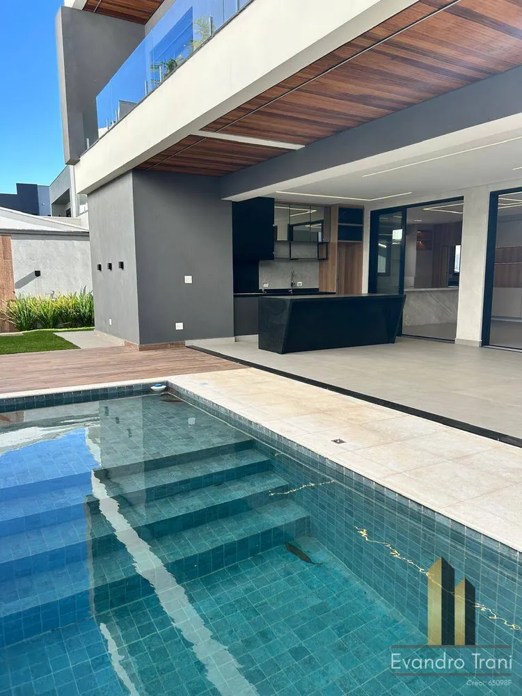 Casa, 4 quartos, 393 m² - Foto 2