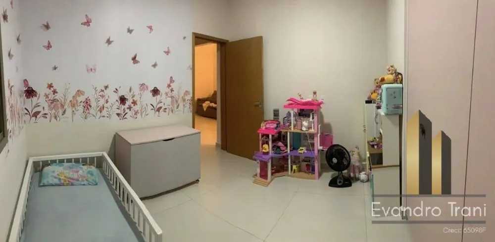 Casa, 3 quartos, 250 m² - Foto 1