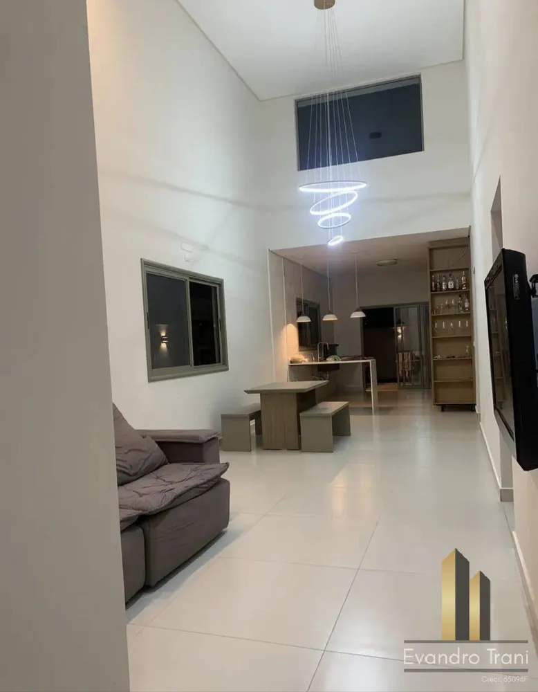 Casa, 3 quartos, 250 m² - Foto 2
