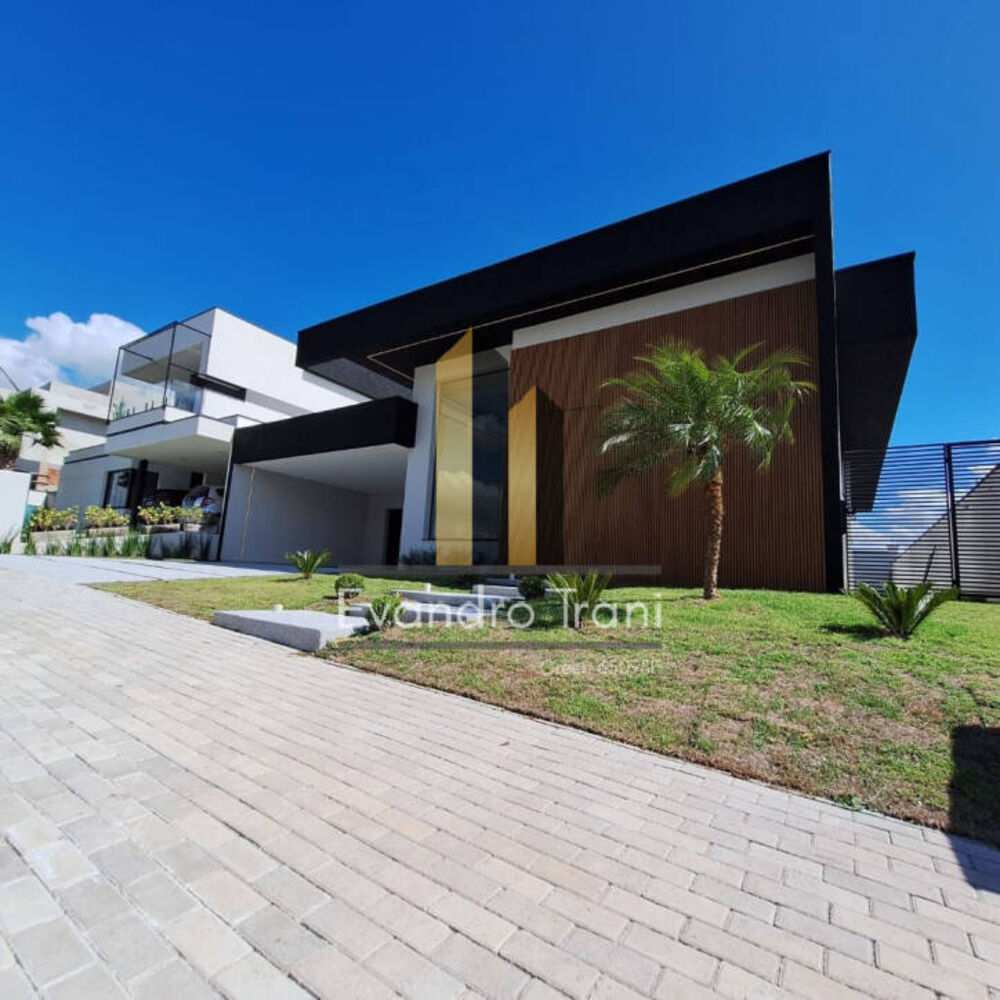Casa, 3 quartos, 270 m² - Foto 2