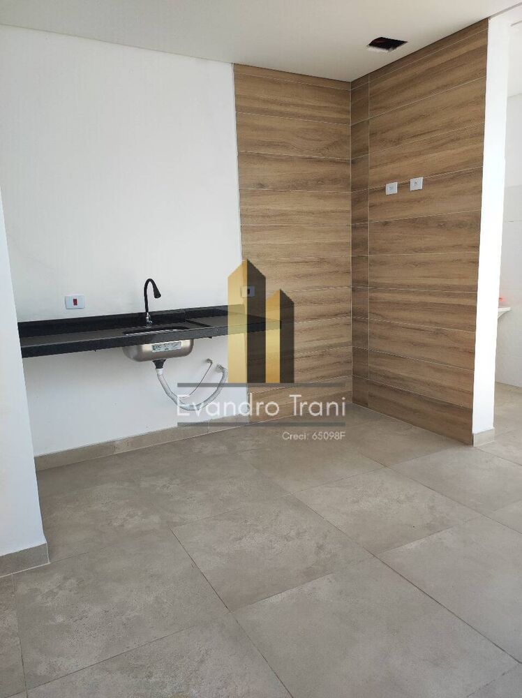 Casa à venda com 3 quartos, 135m² - Foto 1