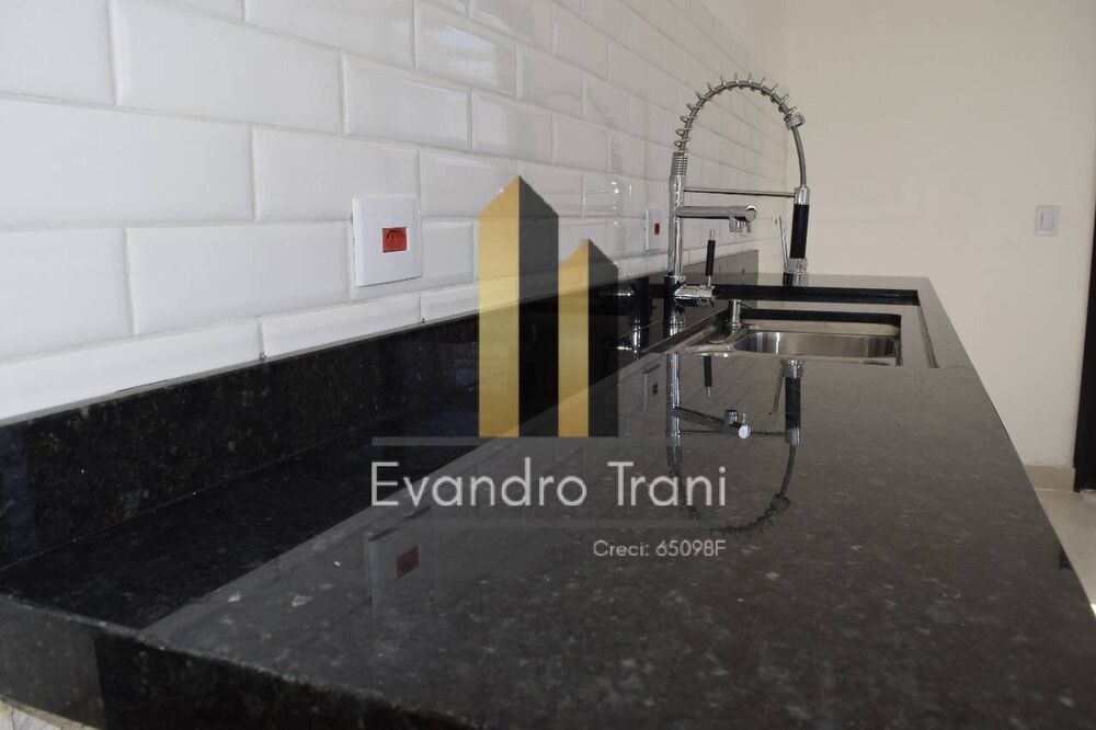 Casa à venda com 3 quartos, 135m² - Foto 4