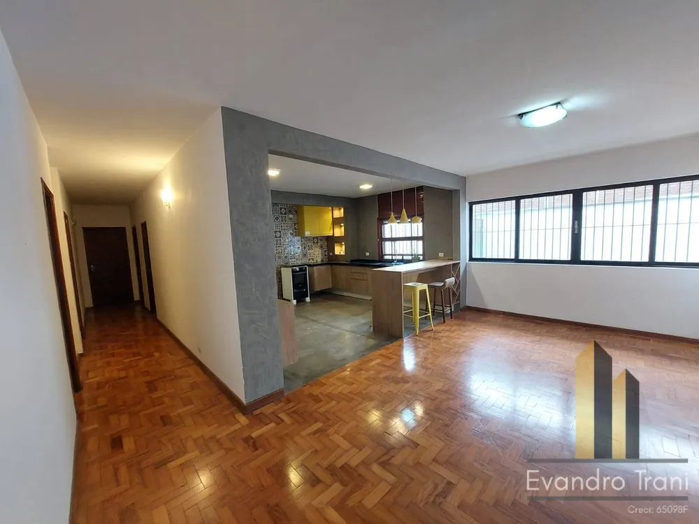 Casa, 3 quartos, 238 m² - Foto 1