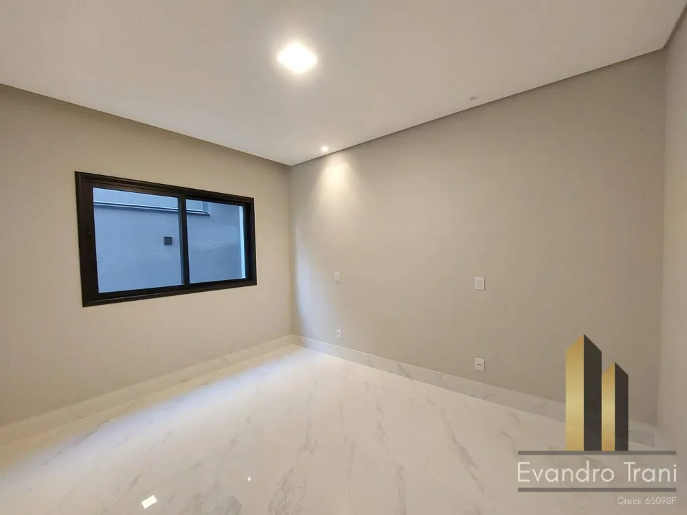 Casa, 3 quartos, 265 m² - Foto 2
