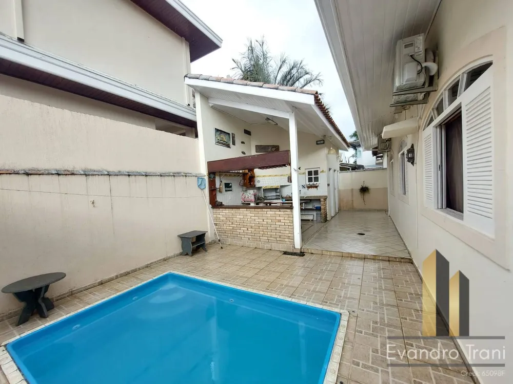Casa, 4 quartos, 184 m² - Foto 8