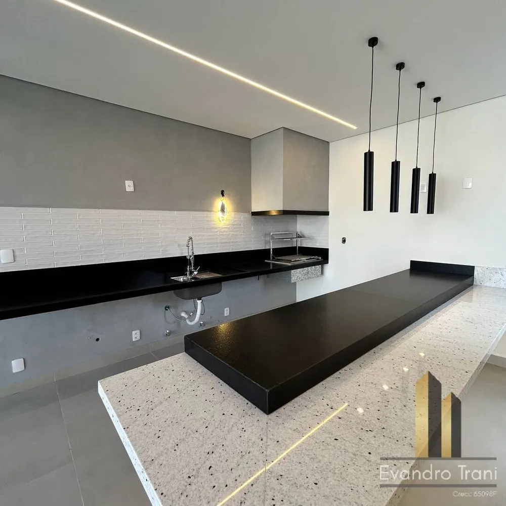 Casa, 3 quartos, 250 m² - Foto 4