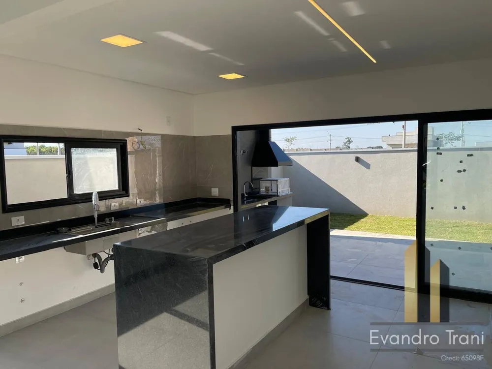 Casa, 3 quartos, 250 m² - Foto 4