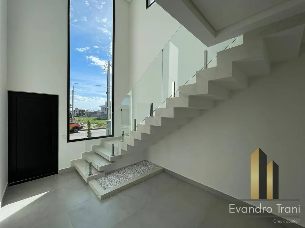 Casa, 3 quartos, 250 m² - Foto 1