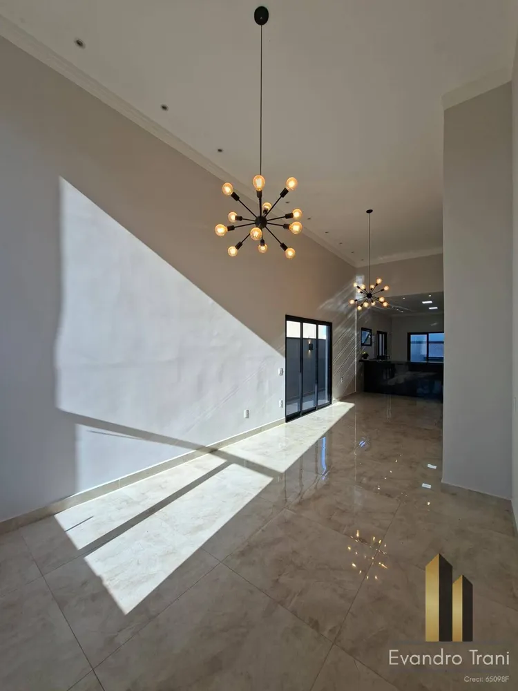 Casa, 3 quartos, 250 m² - Foto 1