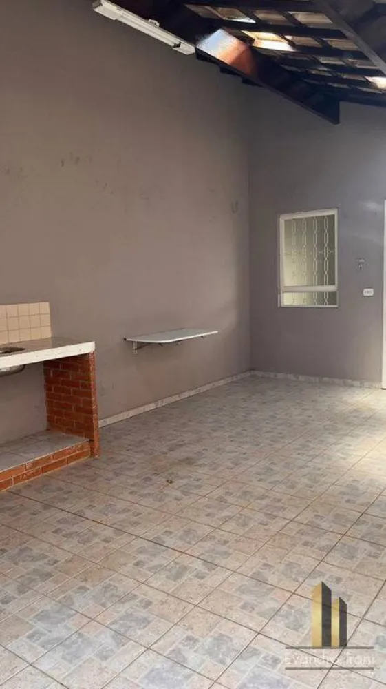 Casa, 3 quartos, 250 m² - Foto 4