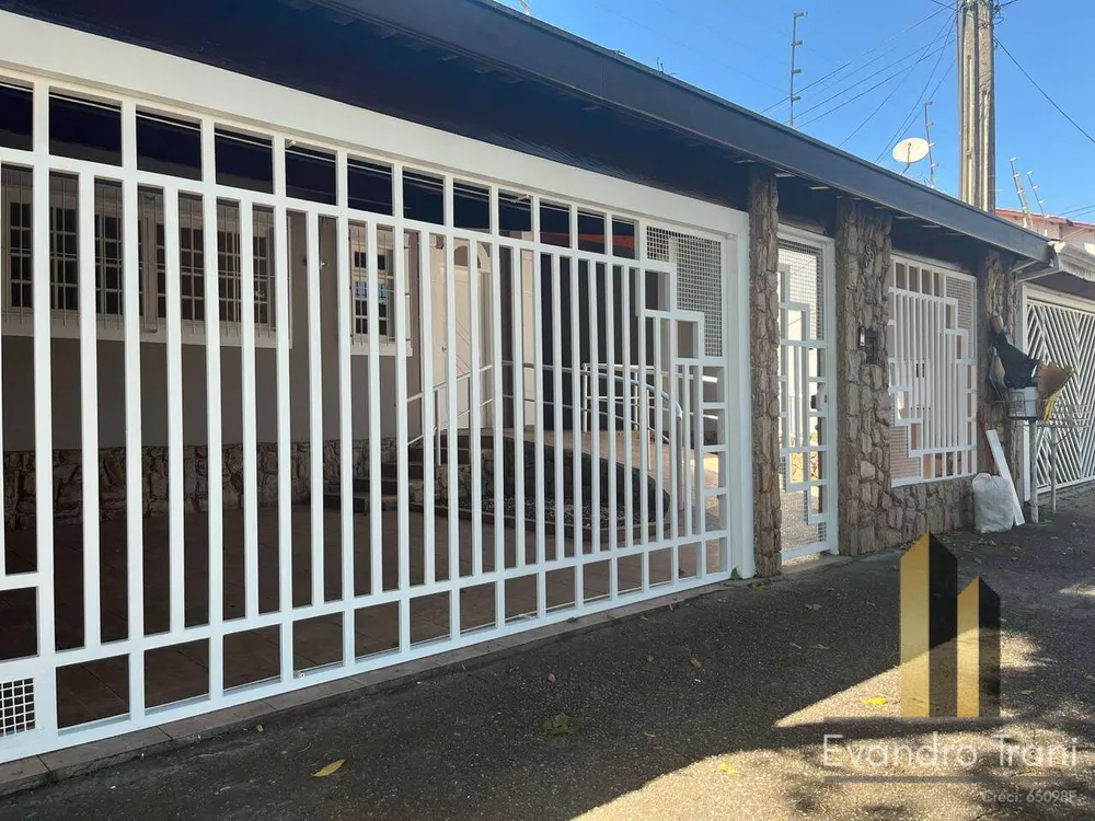 Casa, 3 quartos, 250 m² - Foto 1