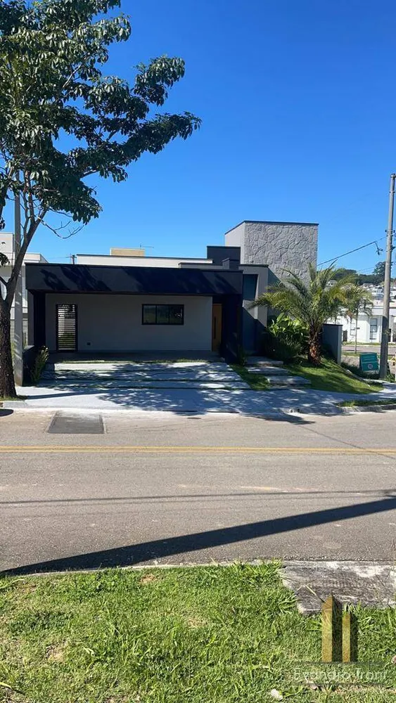 Casa, 3 quartos, 312 m² - Foto 1