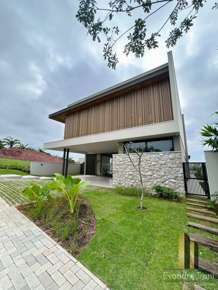 Casa, 4 quartos, 485 m² - Foto 1