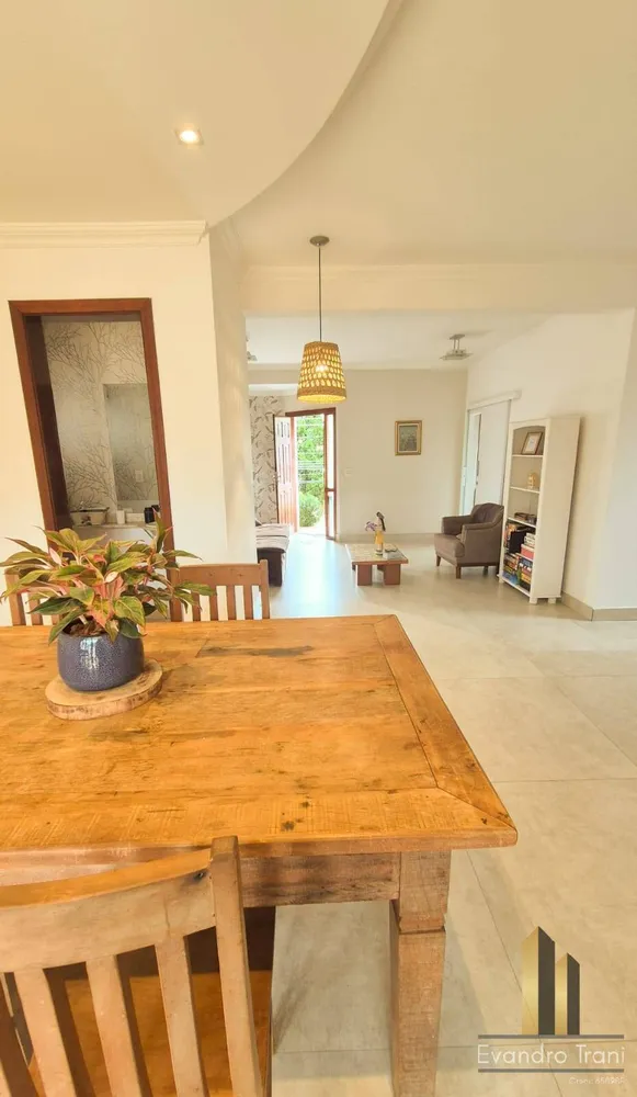 Casa, 5 quartos, 337 m² - Foto 3