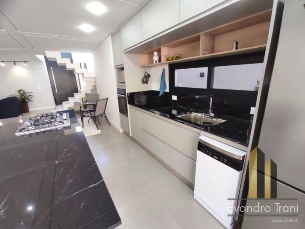 Casa, 3 quartos, 230 m² - Foto 4